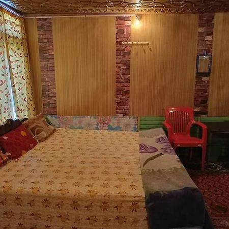 Hotel Island Srīnagar المظهر الخارجي الصورة